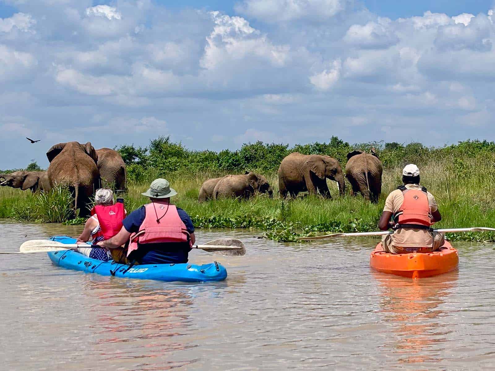 kayaking on safari in kenya